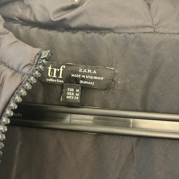 Zara Oversized Black Puffer Jacket - Picture 5 of 10